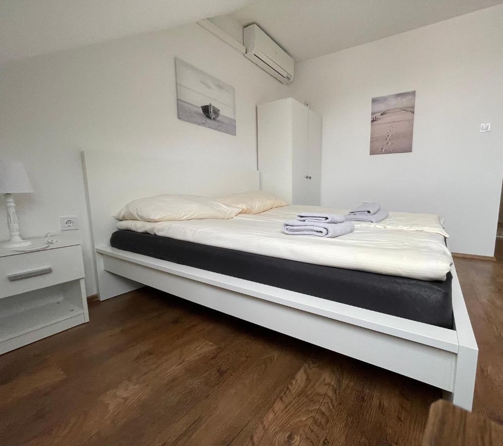 City Apartman Balatonföldvár المظهر الخارجي الصورة