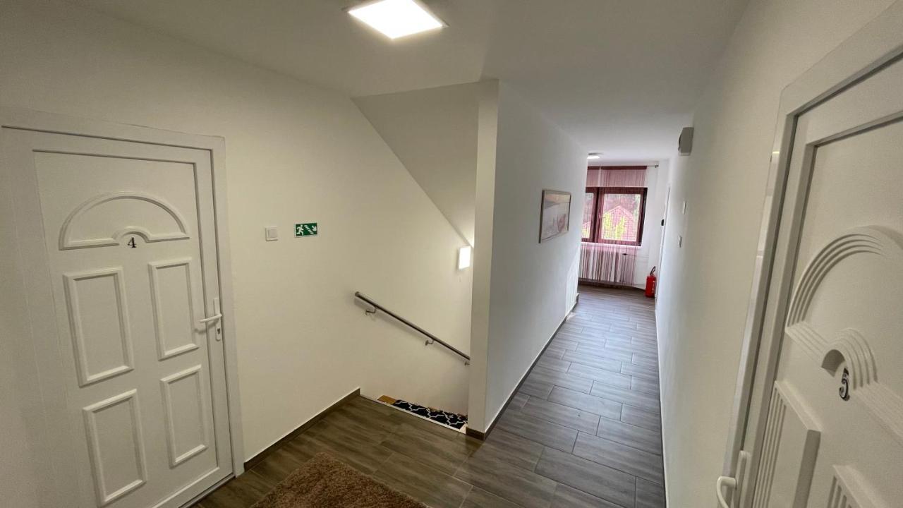 City Apartman Balatonföldvár المظهر الخارجي الصورة